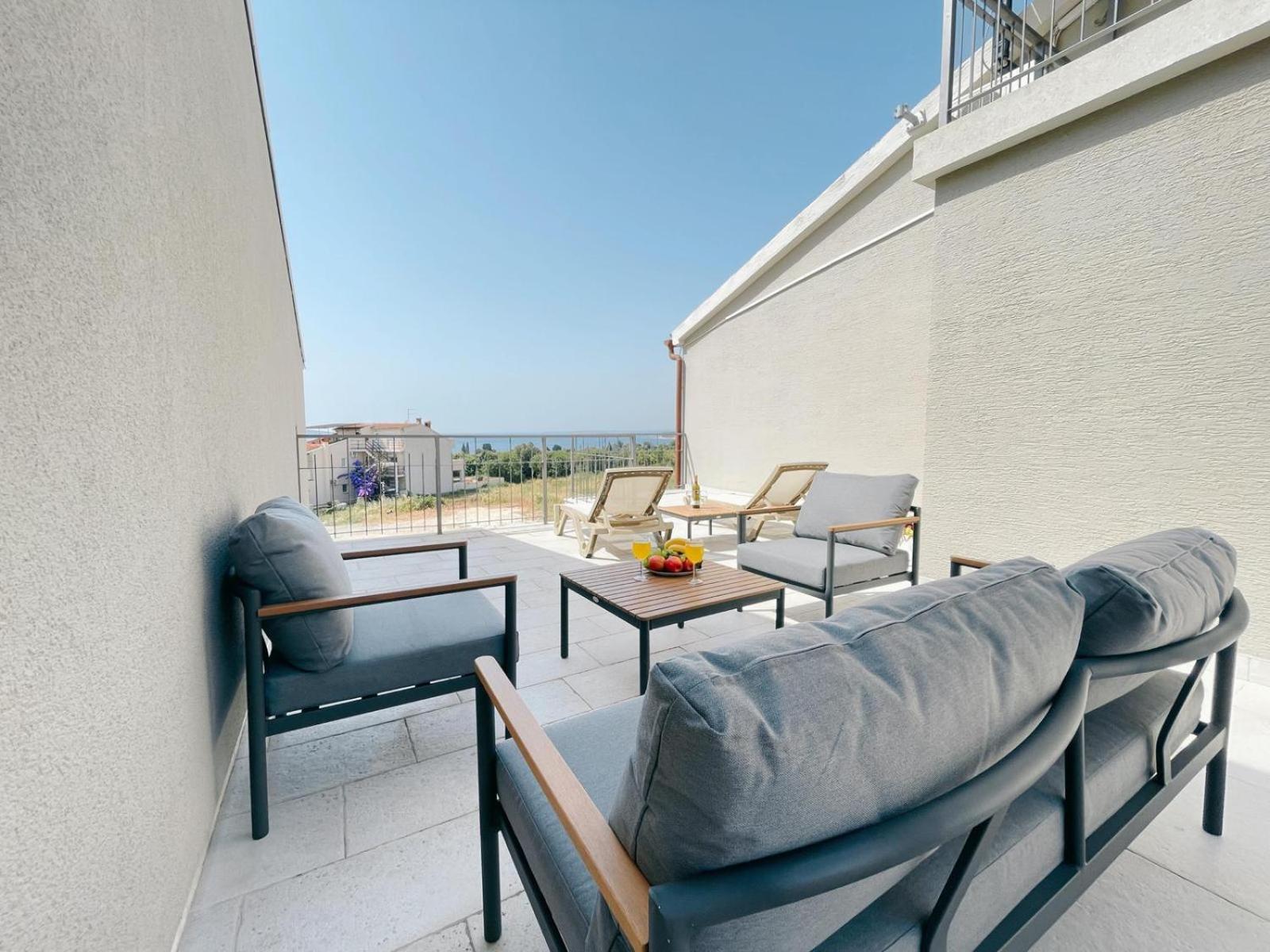 Caramel Comforts With Sea View In Stinjan Only 300 Meters From The Beach Pula Exterior photo